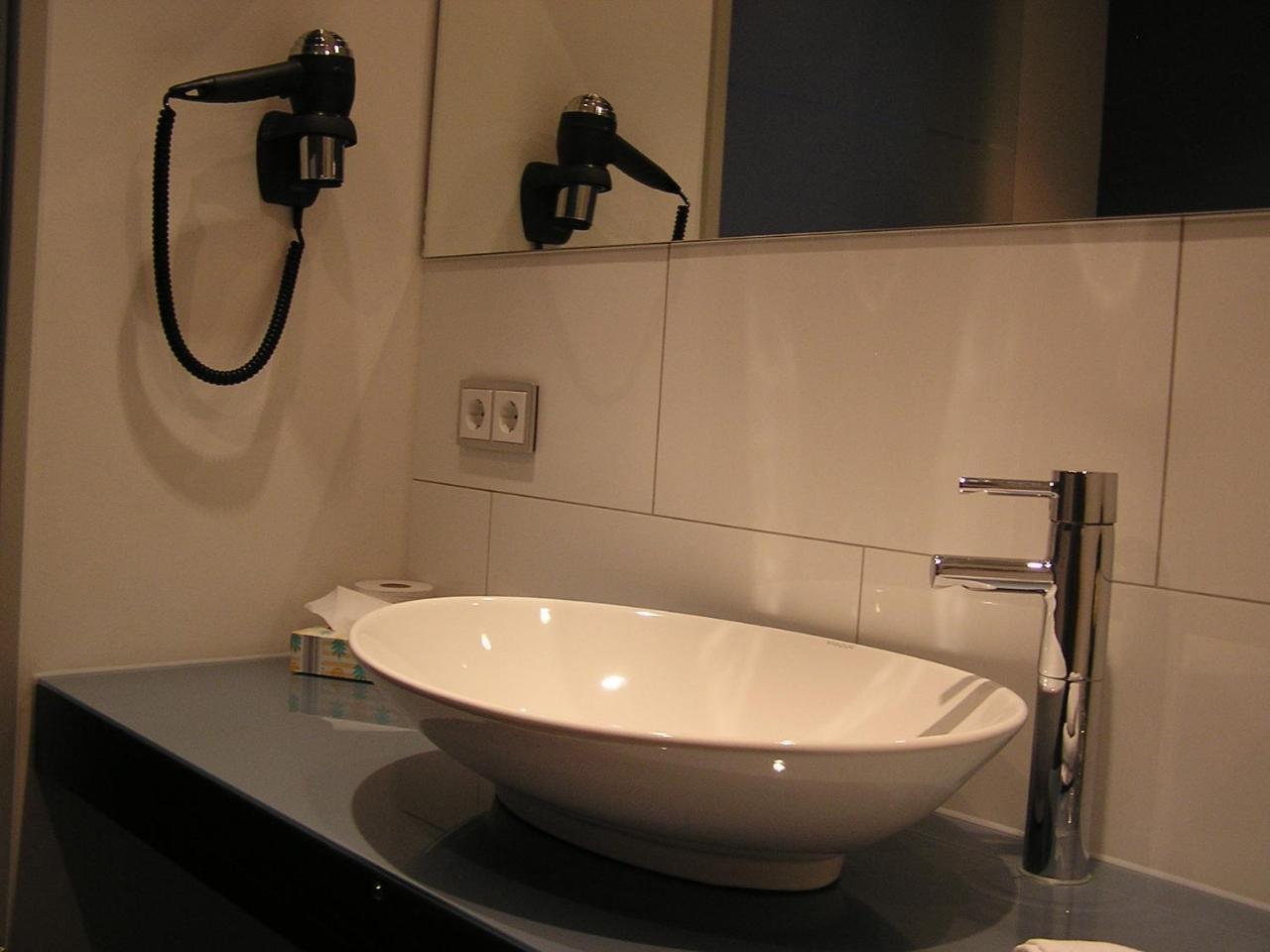 Hotel Zur Promenade Donauwörth 외부 사진