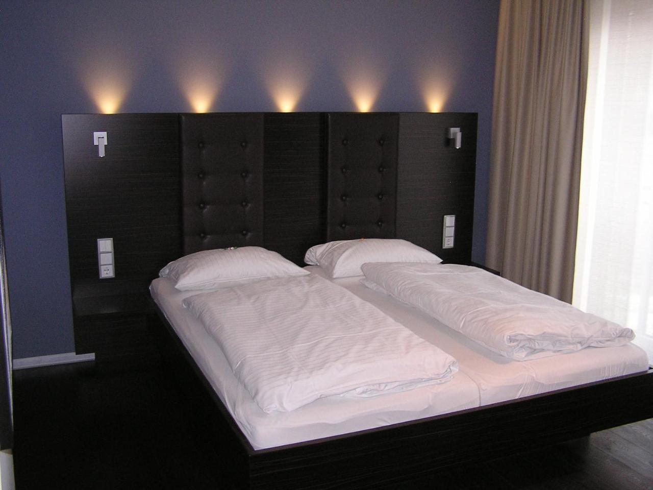 Hotel Zur Promenade Donauwörth 외부 사진